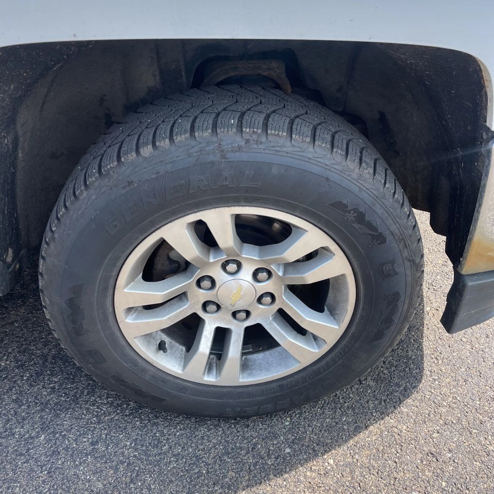 chevrolet silverado 1500 2016 3GCUKREC4GG132977 image chevrolet silverado 1500 2016 3GCUKREC4GG132977 image